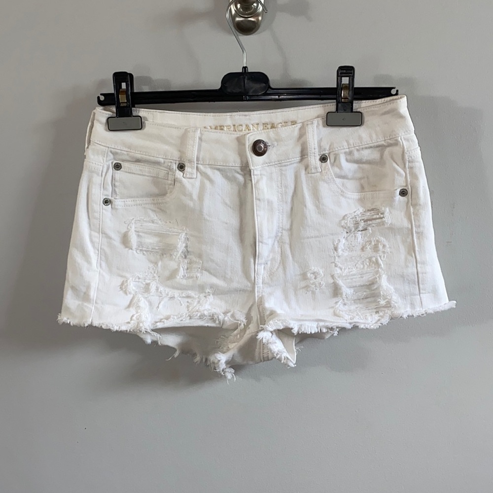 American eagle mid rise shorts